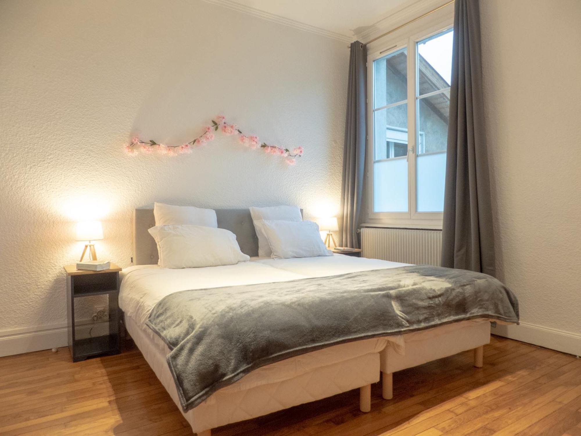 L'Amour De La Paix - Centre-Ville - Jardin - Proche Gare - Tv65"Primevideo - Ambiance Tres Chaleureuse - Parking Gratuit Sous-Video Surveillance Proche - Gere Par Presta-Zen'Services Verdun-sur-Meuse Kültér fotó